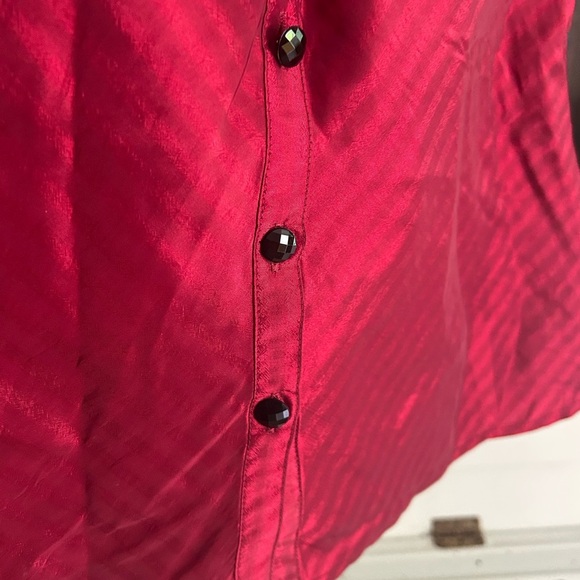 Cleo Crimson Ruby Red Button-Up Blouse Small - Picture 9 of 16